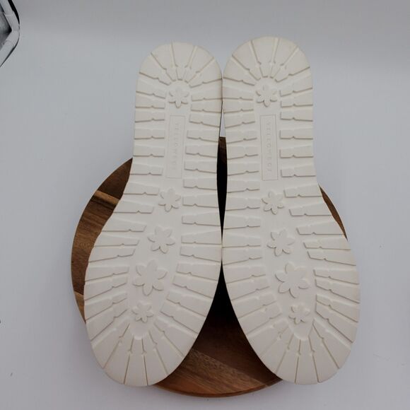 Yellow Box Marcell Platform Sneakers Women 9.5M Gold Metallic 2" White Base NWOB - Picture 7 of 12